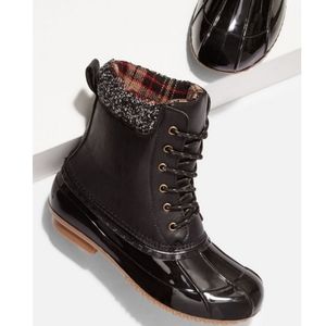 JustFab Black Plaid Trimmed Evi Duck Boots 9